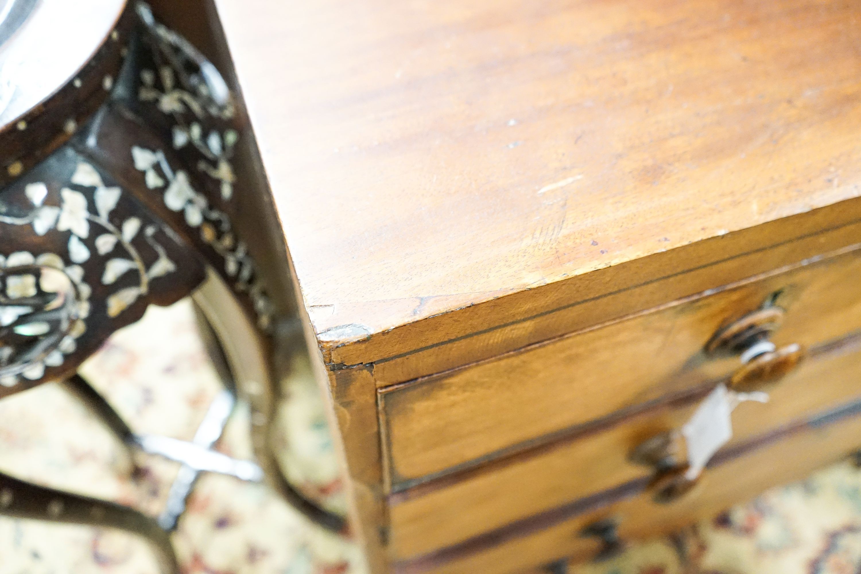 A small George IV mahogany chest, width 91cm, depth 45cm, height 93cm